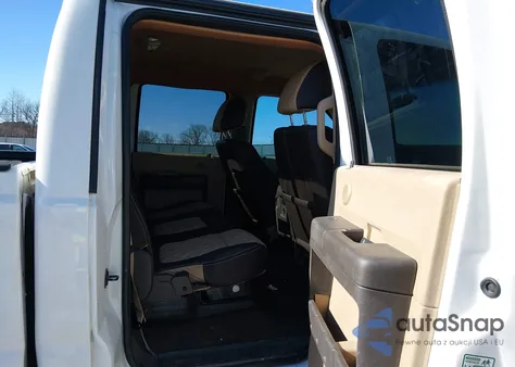 2011 Ford F-250 Lariat z USA, uszkodzony, nr VIN 1FT7W2BT5BEC92573